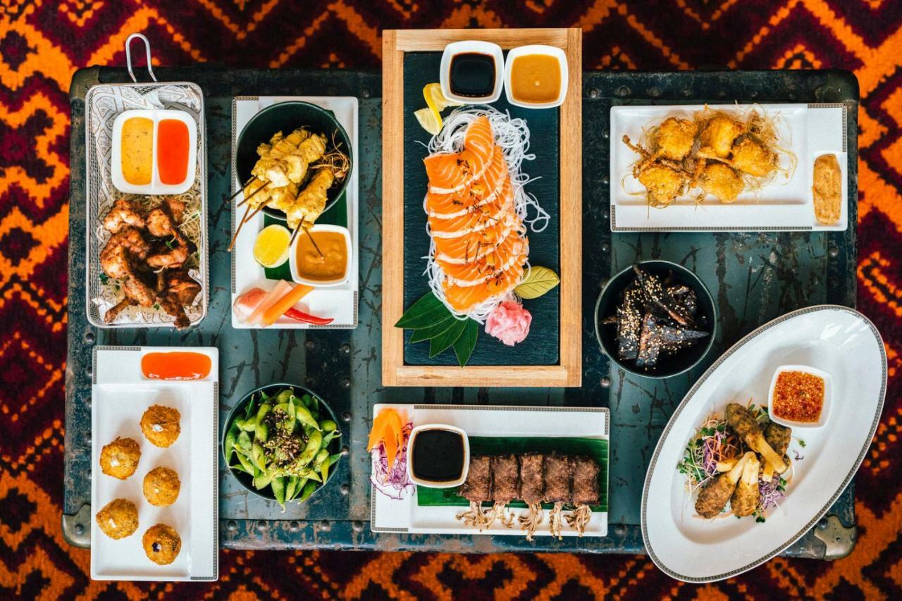 Hotel De La Coupole - Mgallery Sapa Dış mekan fotoğraf A selection of Thai cuisine